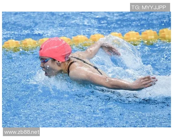 蝶泳技巧全面解析 揭秘完美蝶泳动作的关键要点与训练方法